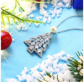 Zircon Christmas Necklace in The Shape of Christmas Tree
