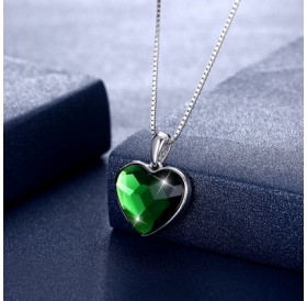 Heart-Shaped Green Necklace with Crystal/Platinum Plated